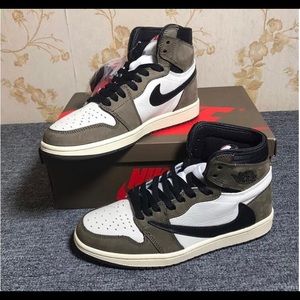 Air Jordan 1 Travis Scott’s never worn